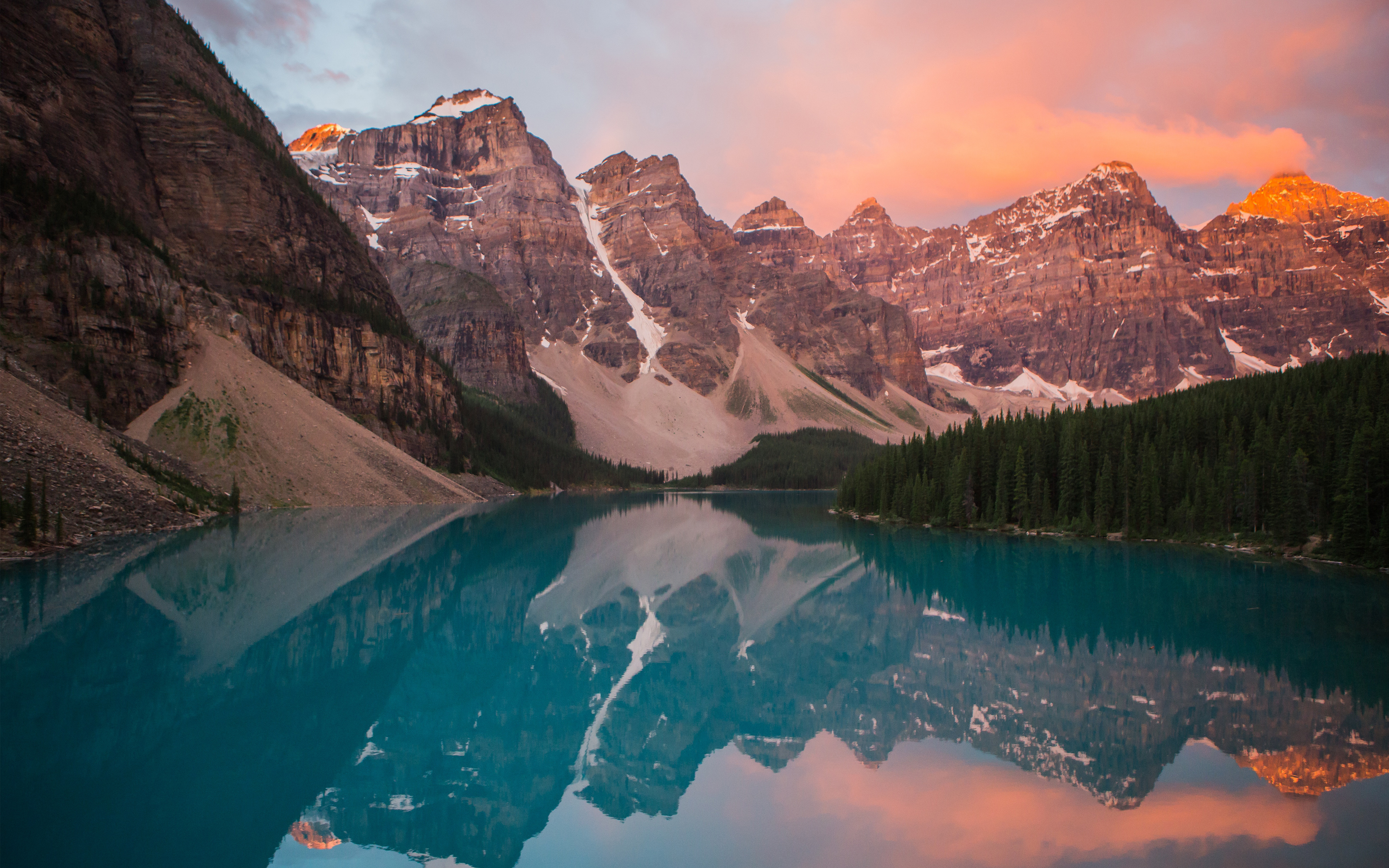 Sunrise at Moraine Lake 4K1903016570